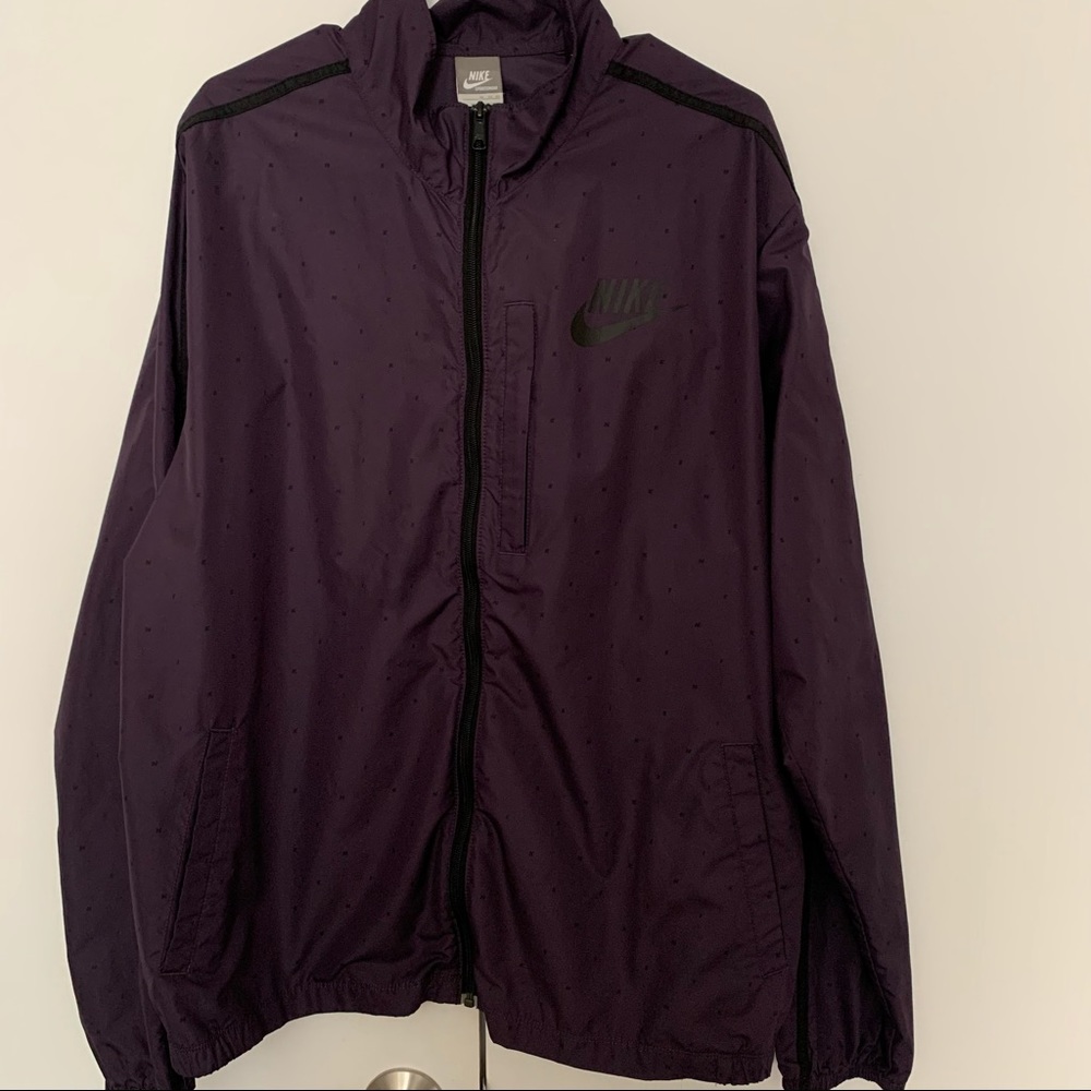 Men’s Nike Windbreaker